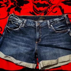 Silver Jeans boyfriend shorts